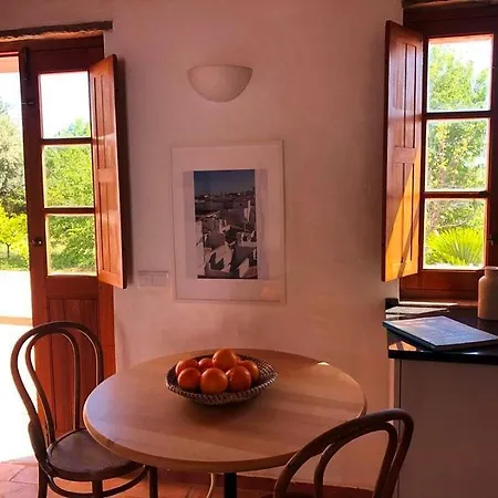 Studio Oliveira Comfortable For Two People Lantgård Quelfes